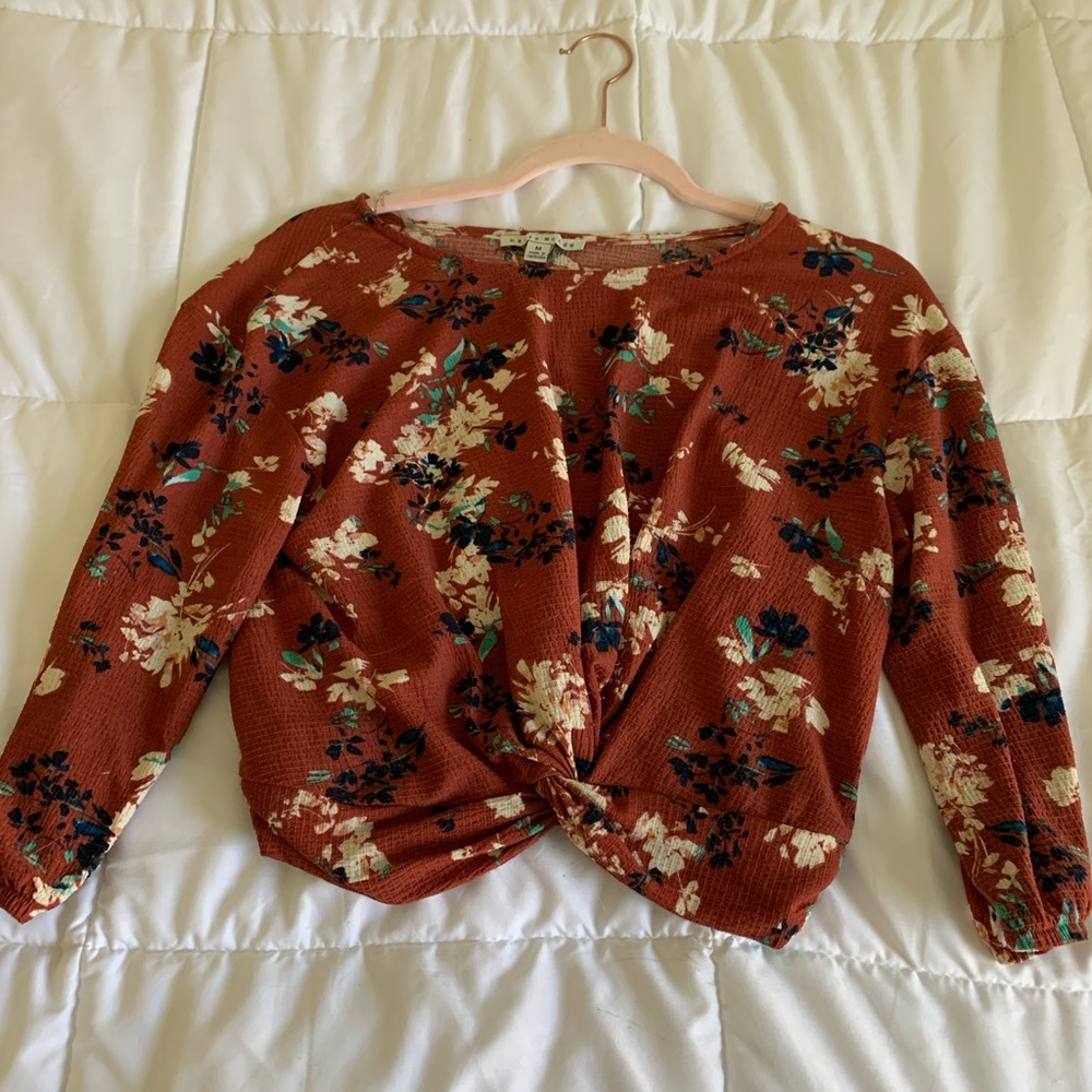 Floral Cropped Fit Long Sleeve